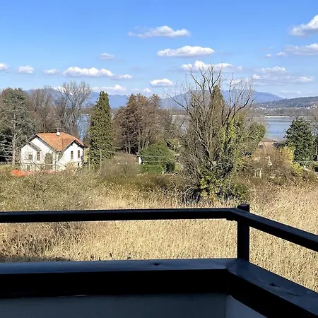 View Appartement Dormelletto